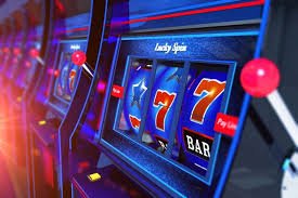 Zumo1688 Teen Patti ကတ်ဂိမ်း ကစားနေသည့် မြင်ကွင်း